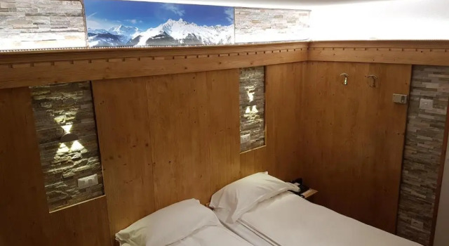 Двухместный номер Standard Alps Oriental Wellness HOTEL