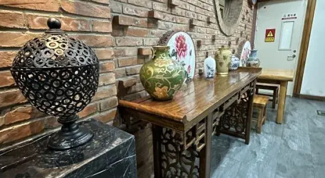Super 8 Beijing Shunyi Shimen Metro Station, Book Hotel Hoteller i Beijing Province med parkering, Parkering
