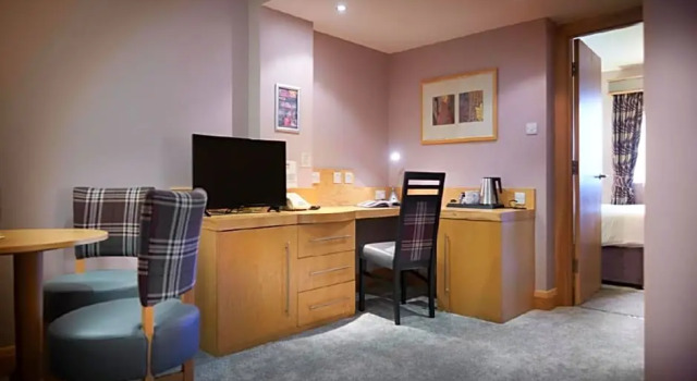 Люкс Best Western Premier Suites Hotel & Spa Liverpool-Knowsley