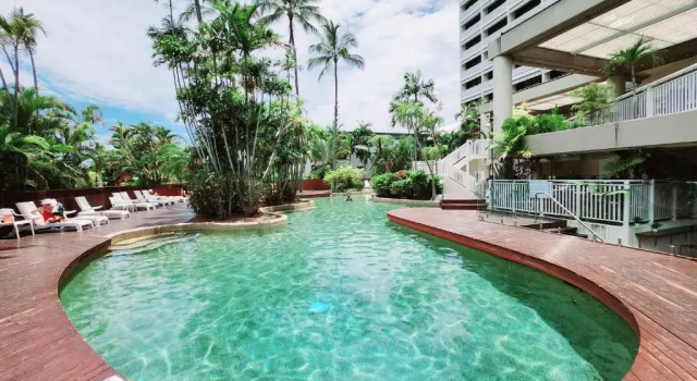 Апартаменты Cairns Luxury Waterfront Apartment