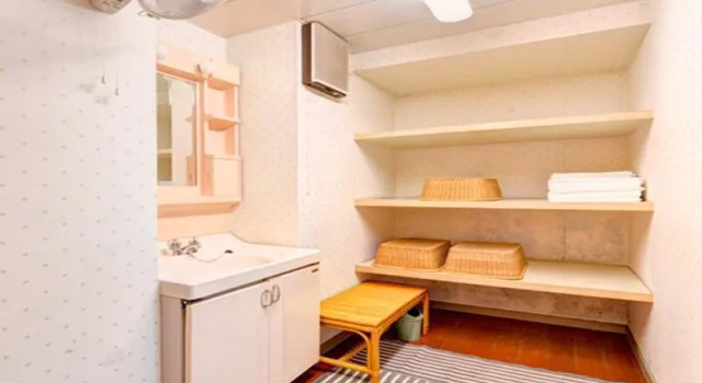 Kappo Ryokan Shiratame Ryokan, Rezervovat Hotel Iwakuni Jamaguči