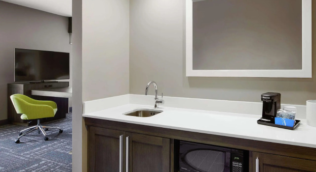 Люкс Hampton Inn & Suites Chicago/Waukegan