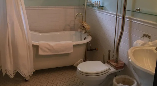 Трёхместный номер Standard Alaska Heritage House Bed and Breakfast