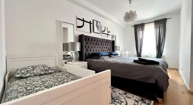 Cozy for 9 Guests Brussels Midi Station, Prenota Appartamento Bruxelles Bruxelles