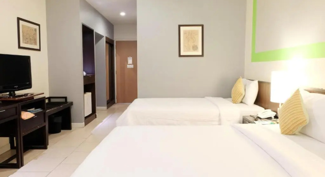 Трёхместный номер Standard Hotel De Bangkok