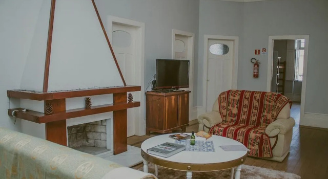 Vila Santa Eulália Hostel