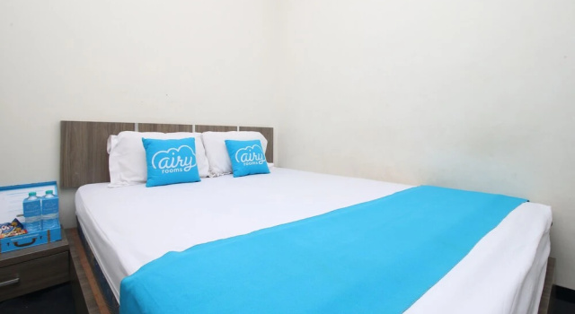 Airy Klojen Ade Irma Suryani 9 Malang, Rezervovat Hotel Hotely v Malang s parkováním, poblíž Taman Rekreasi Kota, Parkování
