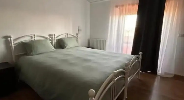 Кровать в общем номере B&B Airport and go