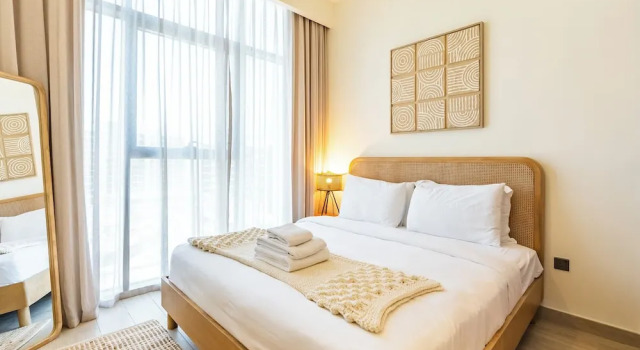 Апартаменты Deluxe Zen Condo With Burj Khalifa View In Vibrant City