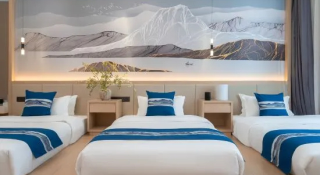 Трёхместный люкс Huaxie Hotel Dali