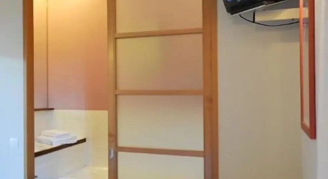 Номер Comfort Hotel La Résidence Manoir De La Salamandre