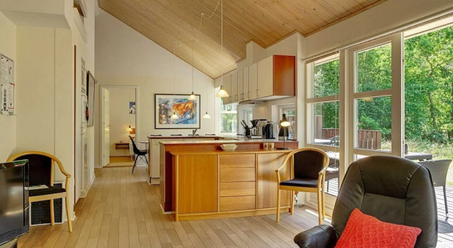 8 Person Holiday Home in Hasle, Book Hotel Hoteller i Hasle med parkering, Parkering