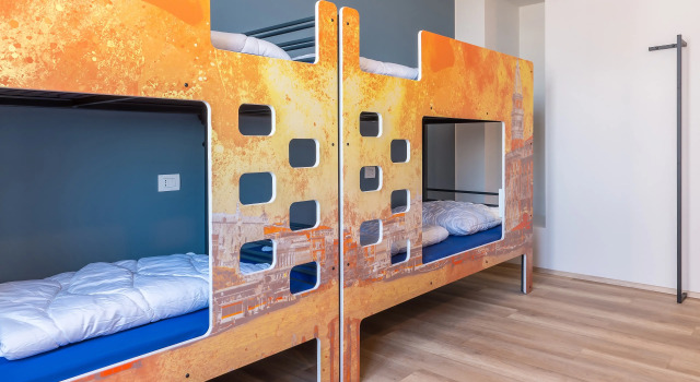 Кровать в общем номере Отель a&o Hostel Venezia Mestre