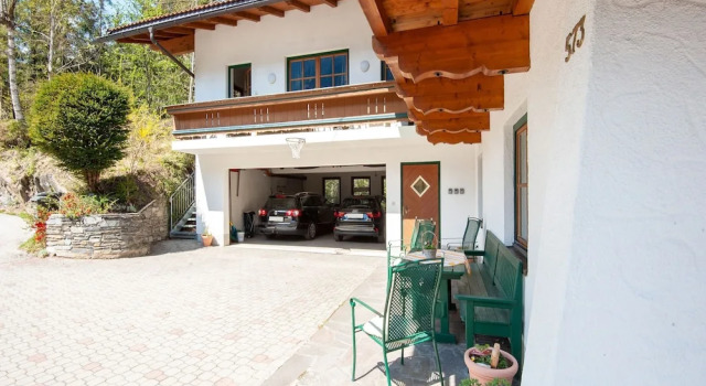 Апартаменты Alluring Apartment in Mayrhofen near Forest