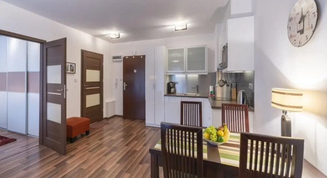 Двухместные апартаменты Comfort с балконом RentPlanet - Apartamenty Szrenica