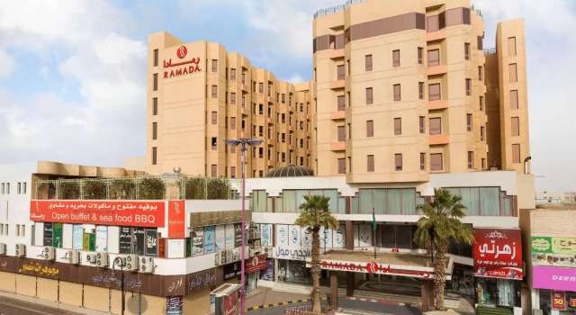Ramada Hafr Al Batin, Забронировать Отель Отели Хафр-эль-Батина с завтраком, Завтраки