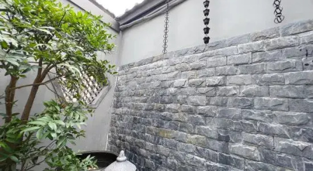 Southern Pavilion Courtyard