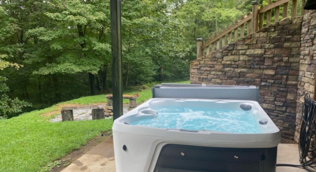 Smiling Goat by Escape to Blue Ridge, Boek Hotel Blue Ridge 