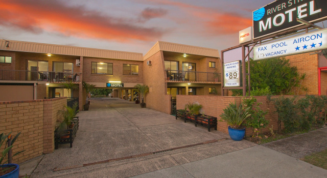 Номер Standard River Street Motel