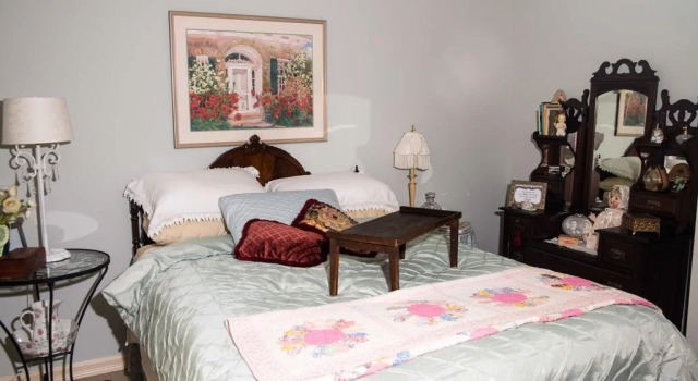 Inntorestin B & B