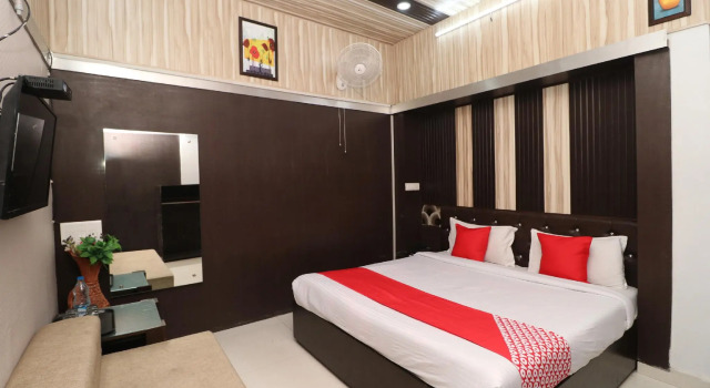 OYO 29059 Hotel Green Tower, Rezerwuj Hotel Amritsar Punjab