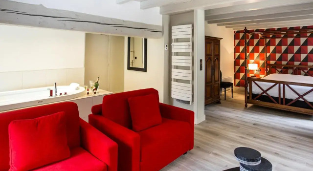 Castel Damandre - Demeures & Châteaux, Book Hotel Hotels in Burgundy with a Pool, Swimming Pool