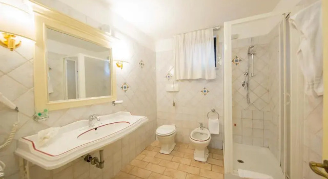 Четырёхместный номер Standard Mancini Park Hotel