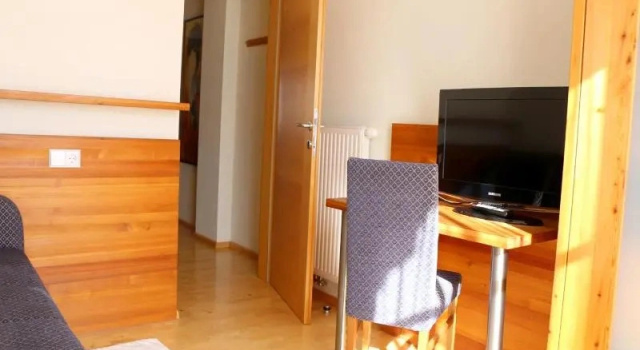 Полулюкс Standard Hotel Binggl