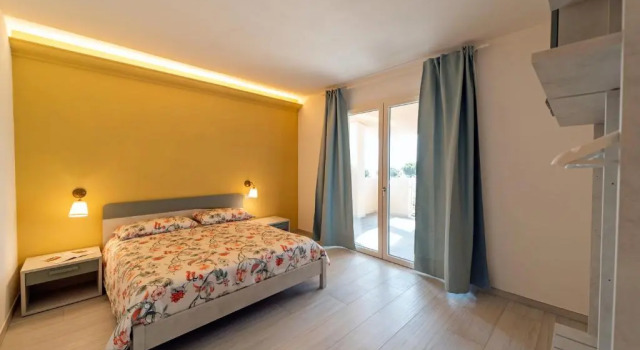 Апартаменты Deluxe Residence Le Grazie Est