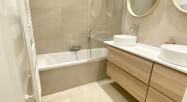 Номер Luxury Large Retro Chic Flat 100m2 in City Center - Parking