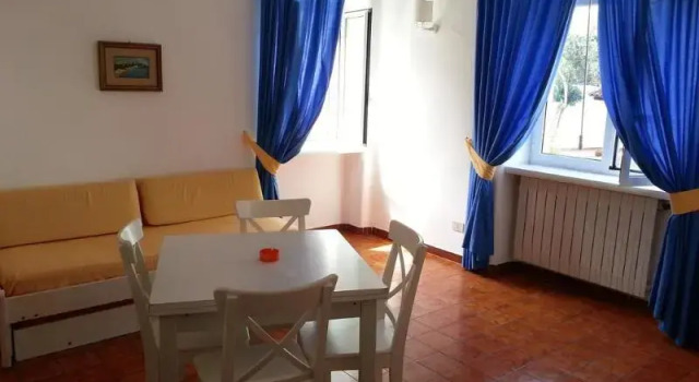 Residence Covo dei Borboni, Varaa Hotelli Hotellit Ischia uima-altaalla, Uima-allas