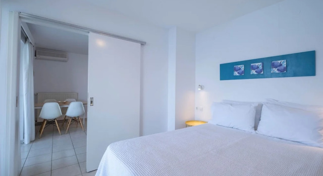 Семейные апартаменты с балконом Meli Apartments & Villas