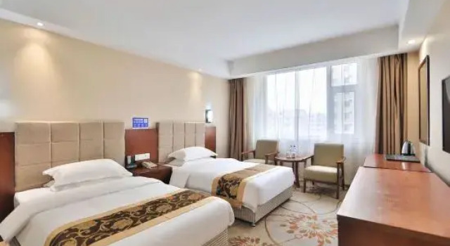 Changchun Qingfeng Hotel, Rezervovat Hotel Čchang-čchun 