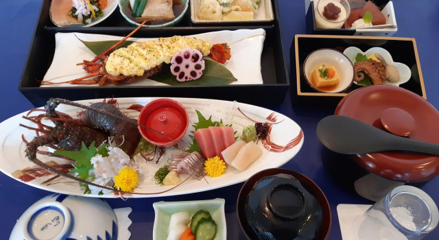 KKR Enoshima New Koyo, Prenota Hotel Enoshima Kanagawa