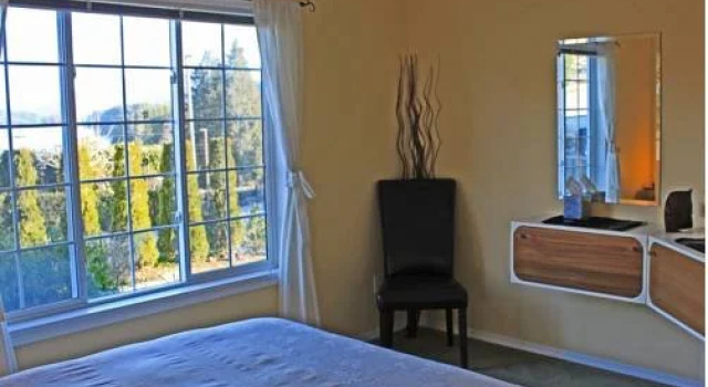 Adventure Tofino B&B, Book Bed and Breakfast Tofino 