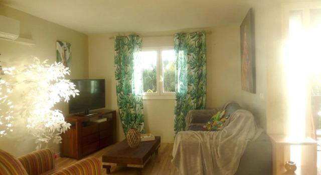 Apartment With 2 Bedrooms in Le Diamant, With Wonderful Mountain View,, Prenota Appartamento Hotel a Fort-de-France con piscina, Piscina