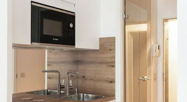 Elegant Studio Apartment in Düsseldorf Ludenberg