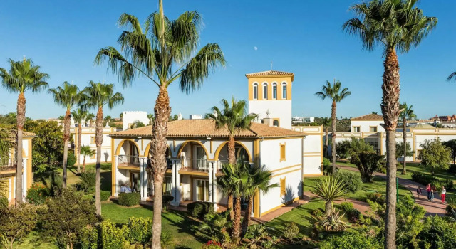 Aldiana Club Andalusien, Забронировать Отель Бизнес-отели Ново-Санкти-Петри, 4* 5*