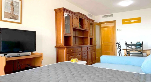 Apartment With one Bedroom in Benidorm, With Wonderful sea View, Shared Pool, Balcony