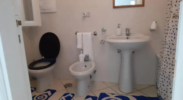 Коттедж с 2 комнатами Emidio House