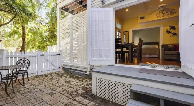 Key West Bed and Breakfast, Забронировать Дом для отпуска Виллы Ки-Уэст, рядом с Harry S Truman Little White House, Вилла