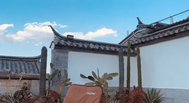 Yilongge Homestay (Dali Erhai Caicun Longkan Wharf Branch), Prenota Hotel Hotel a da con parcheggio, Parcheggio