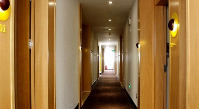 7 Days Inn Foshan Shunde Lunjiao Branch, Rezervasyon Otel Guangdong otoparklı oteller, Otopark