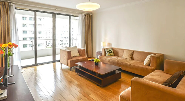 Citylife Serviced Apartments-Top of City, Varaa Huoneisto Jing'an 