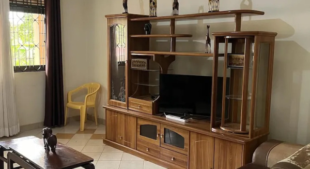 Коттедж Inviting 3-bed House in Akright City Jennifers