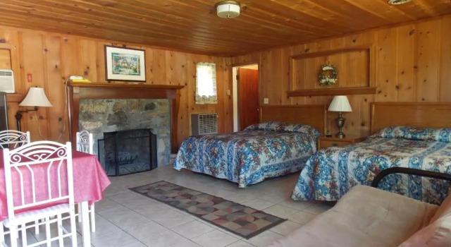 Номер Standard Clarketon Motel - Maggie Valley