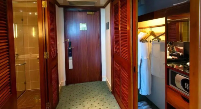 Номер Standard Hilton Hanoi Opera