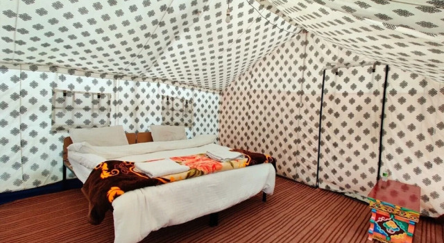 World Attic Camp
