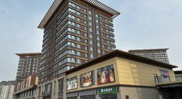 Yunxuan Hotel (East Aru Shangcheng Plaza Bus Station), Prenota Hotel Hotel a Shandong con parcheggio, Parcheggio