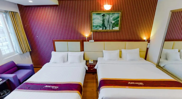 Люкс Hotel - Lương Ngọc Quyến